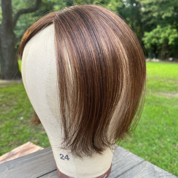 HAIR TOPPER CHIN LENGTH SOFT QUALITY RED AND BROWN SYNTHETIC FIBER CLIP IN HAIR - Picture 10 of 15